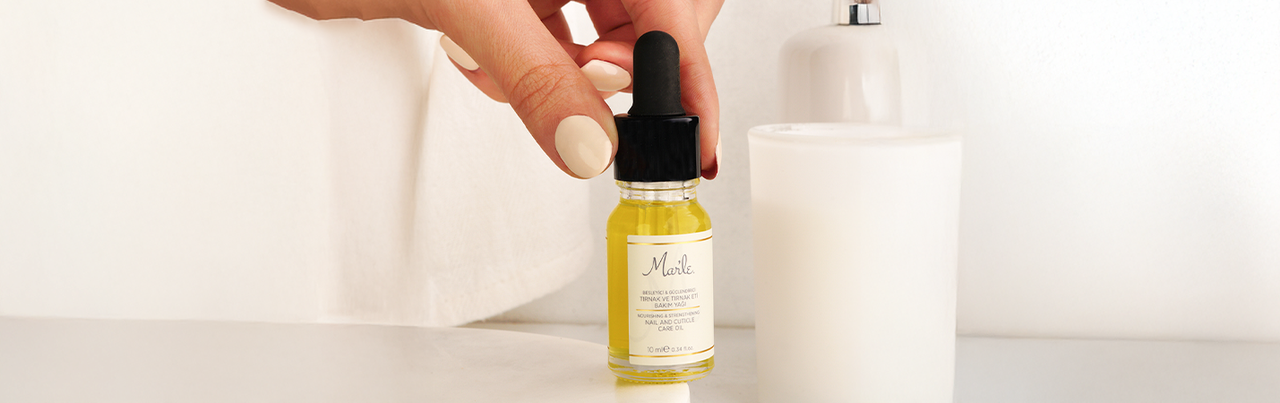 Tırnak Bakımında Hangi Ürünleri Kullanmalıyız?